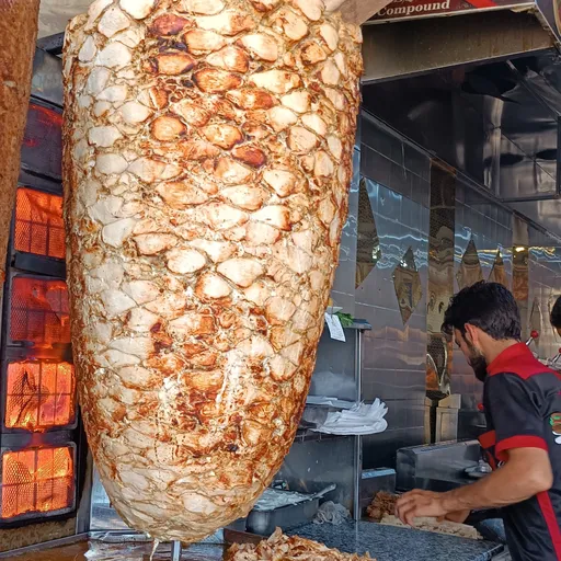 صندويش شاورما جاج دبل